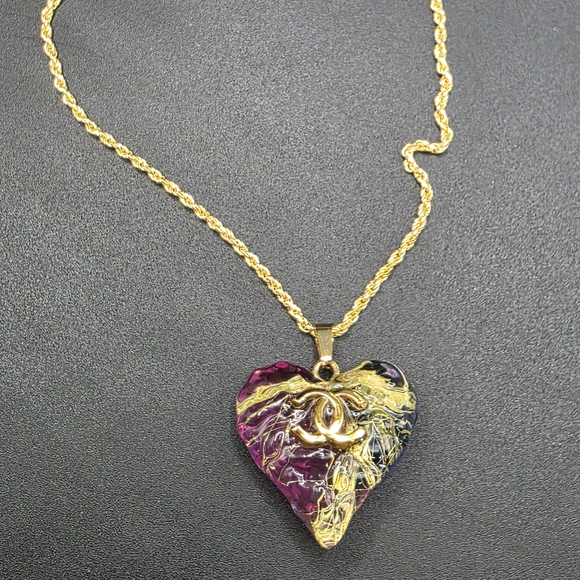 CHANEL Jewelry - Multicolor Heart Resin CC Pendant Necklace – Gold-Tone Rope Chain
